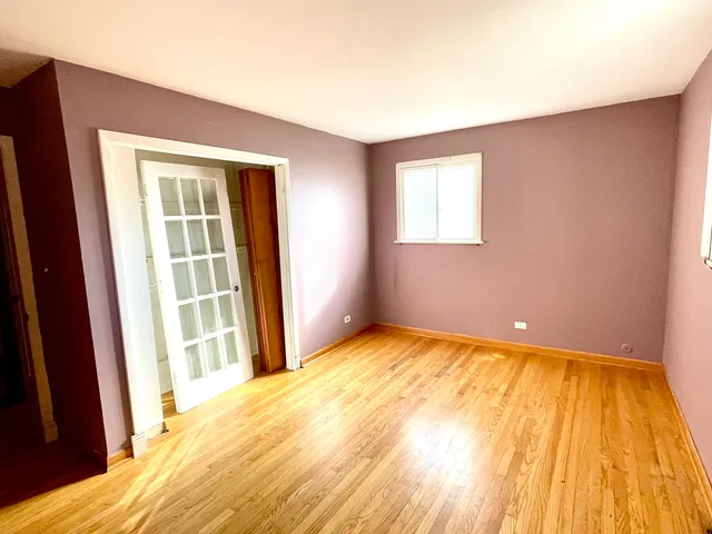 $329,900 | 1214 North Crabtree Lane, Mount Prospect, IL 60056