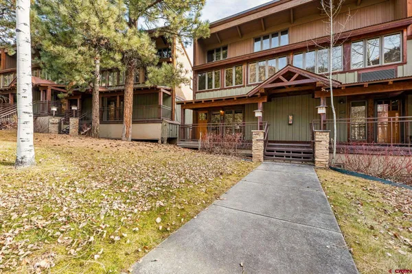 $749,000 | 961 North Tamarron Drive, Unit 643 & 644, Durango, CO 81301