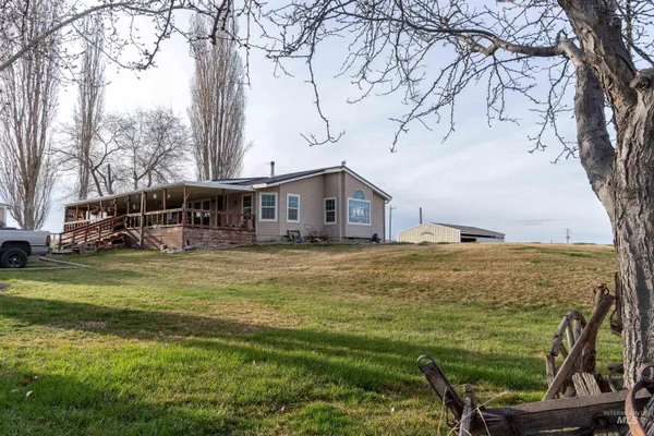 $749,900 | 2110 East 3950 North, Filer, ID 83328
