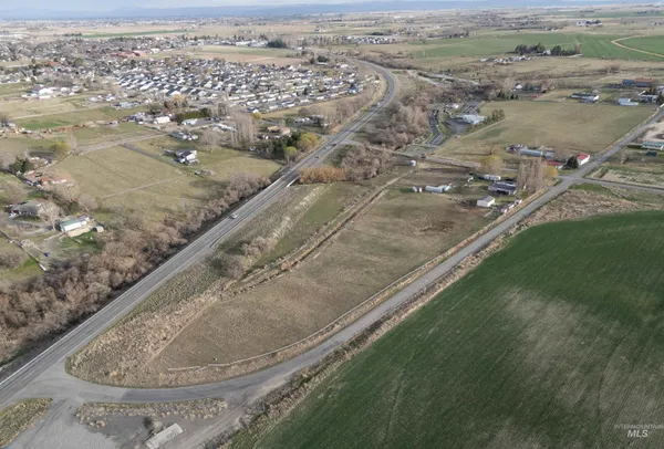 $749,900 | 2110 East 3950 North, Filer, ID 83328