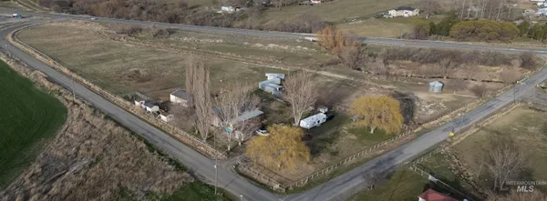 $749,900 | 2110 East 3950 North, Filer, ID 83328