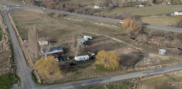 $749,900 | 2110 East 3950 North, Filer, ID 83328