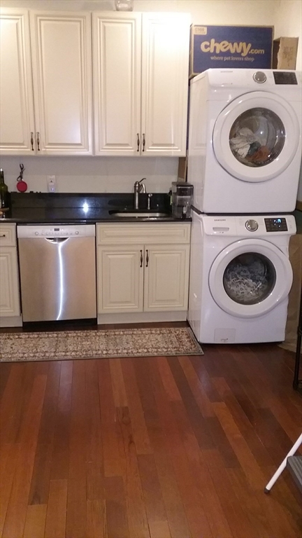 1672 Beacon Street, Unit 3B Brookline, MA 02445 - Photo 4 of 5