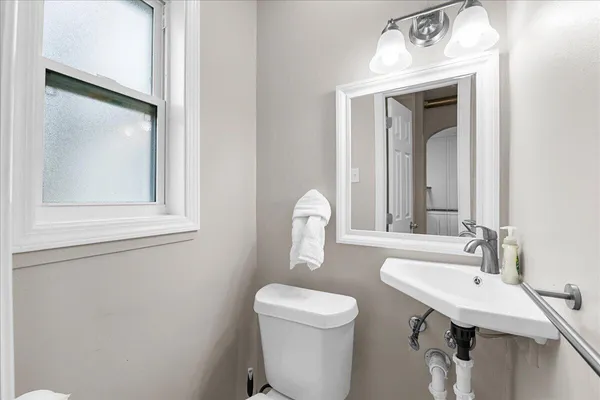 $259,900 | 32211 Pardo Street, Garden City, MI 48135
