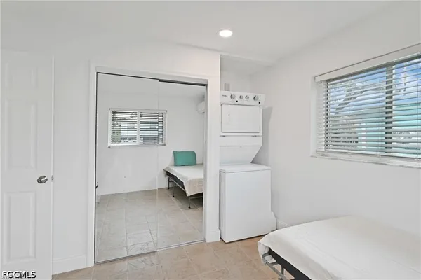 $1,980 | 131 Eucalyptus Court, Fort Myers Beach, FL 33931