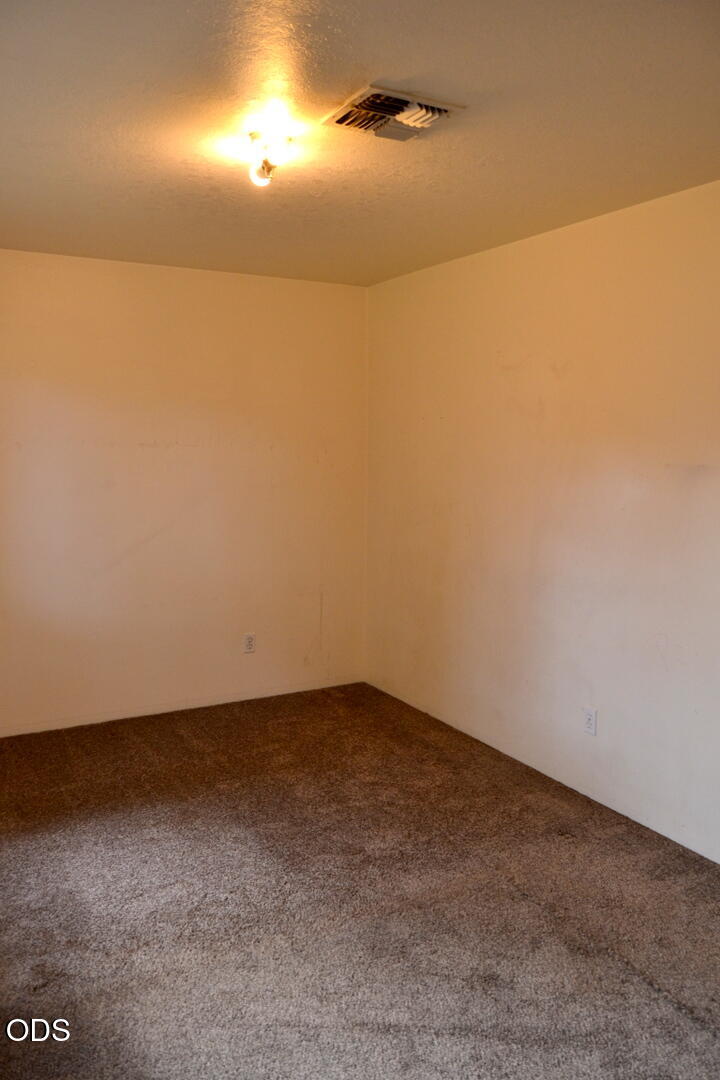 1636 Leonard Road, Unit A & B Grants Pass, OR 97527 - Photo 10 of 13