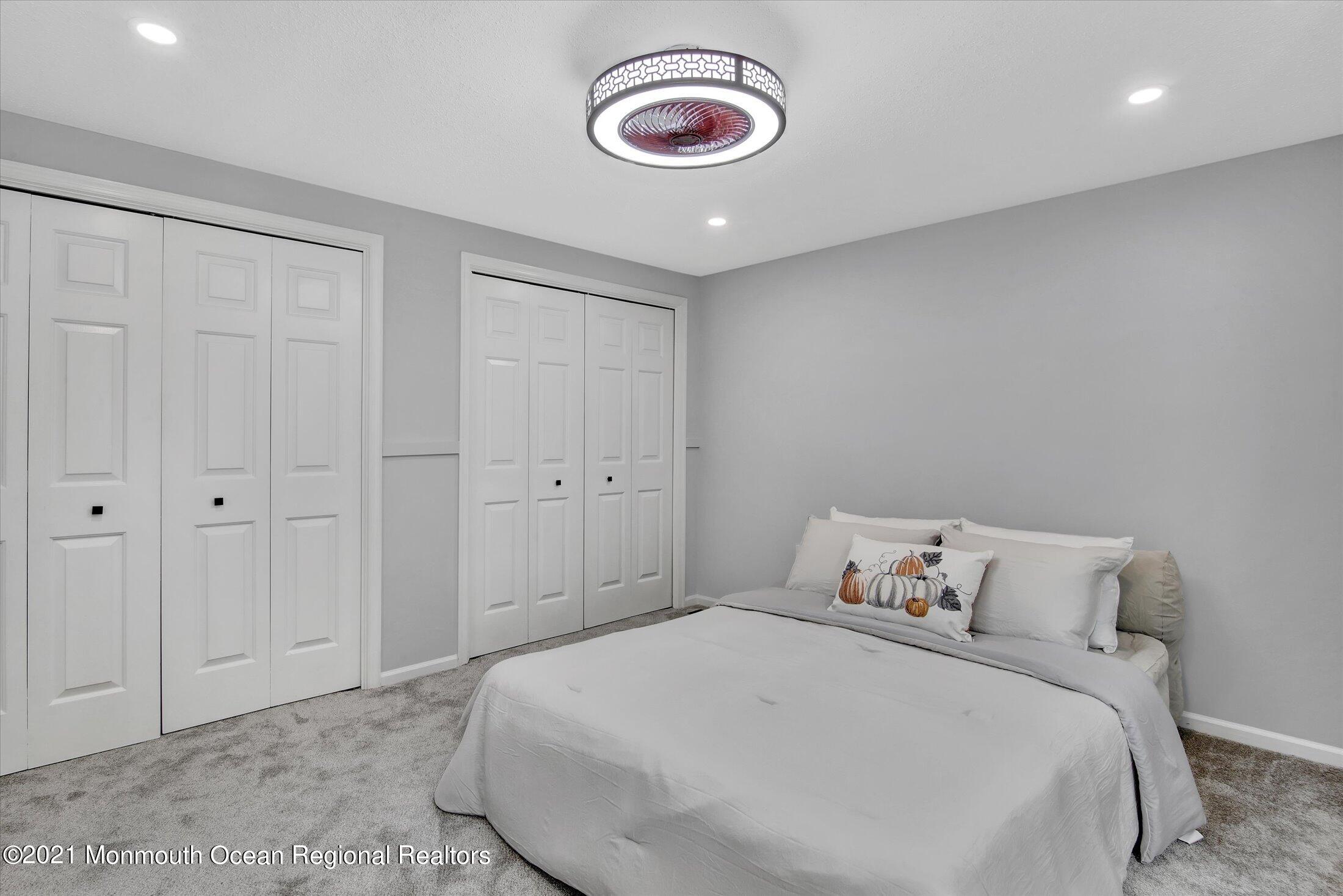 17 Spinnaker Way Waretown, NJ 08758 - Photo 11 of 30 16-Master