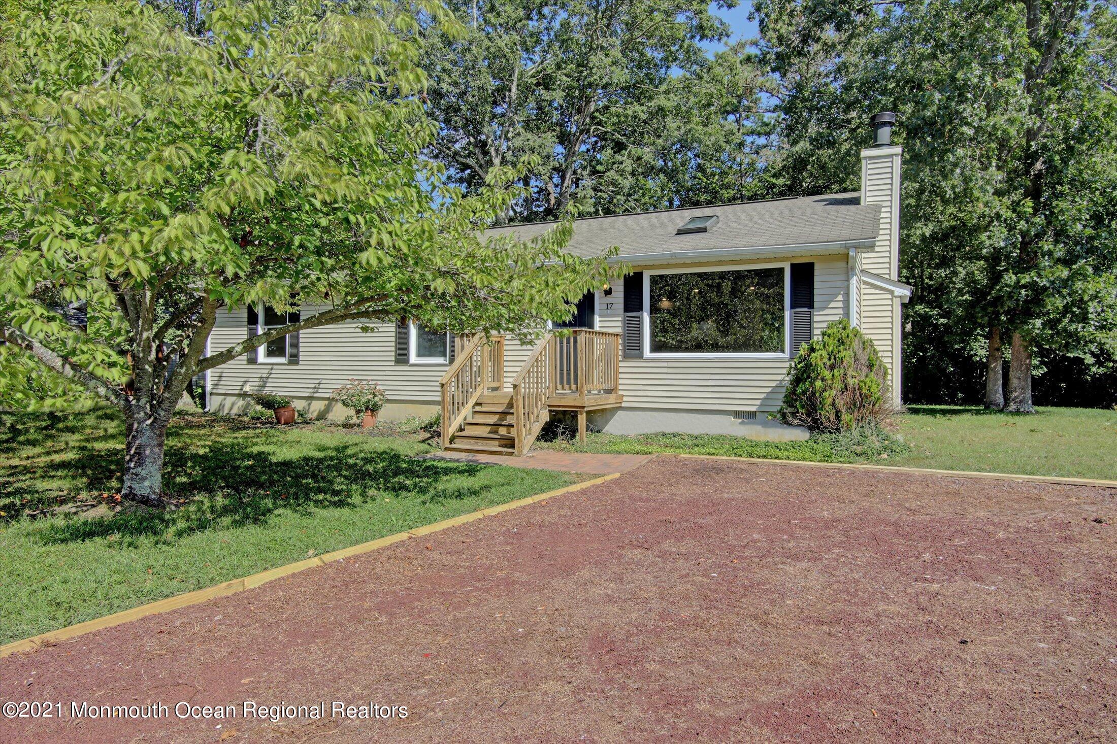 17 Spinnaker Way Waretown, NJ 08758 - Photo 3 of 30 03-Front