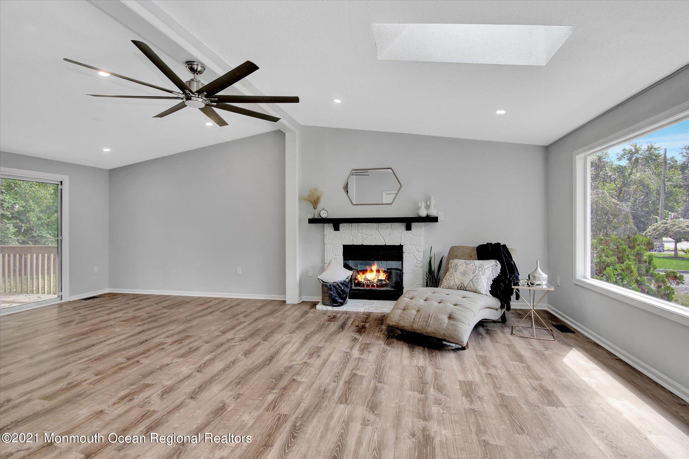 17 Spinnaker Way Waretown, NJ 08758 - Photo 27 of 30 04-Open Floor Plan