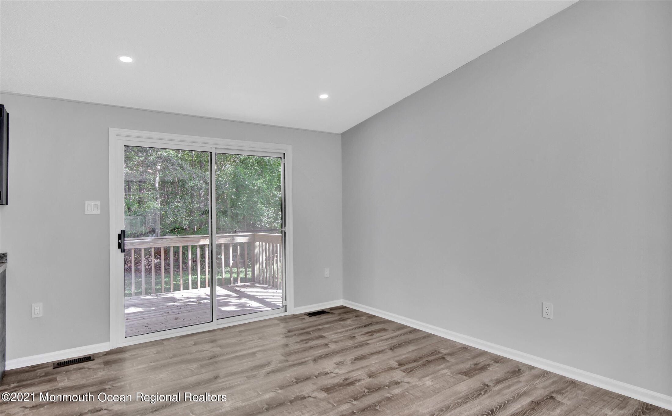 17 Spinnaker Way Waretown, NJ 08758 - Photo 8 of 30 10-Dining