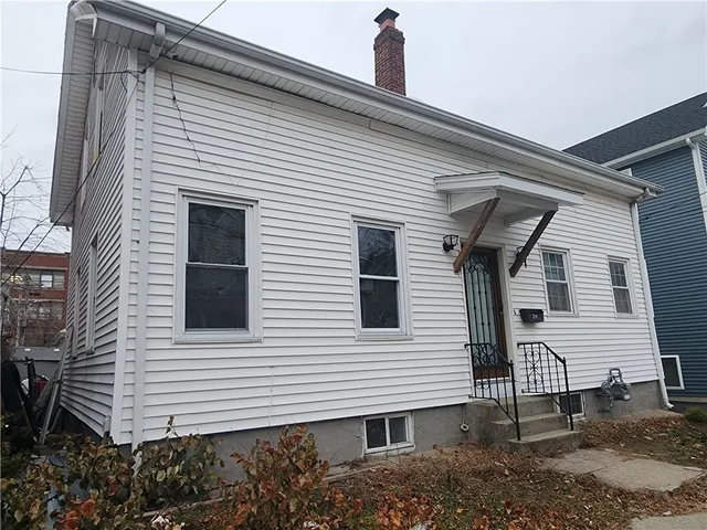 $389,900 | 20 Vandewater Street, Providence, RI 02908