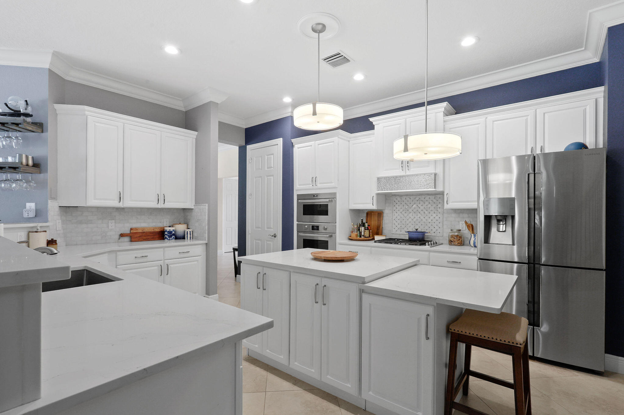 7668 Southeast Laque Circle Stuart, FL 34997 - Photo 12 of 64 Kitchen