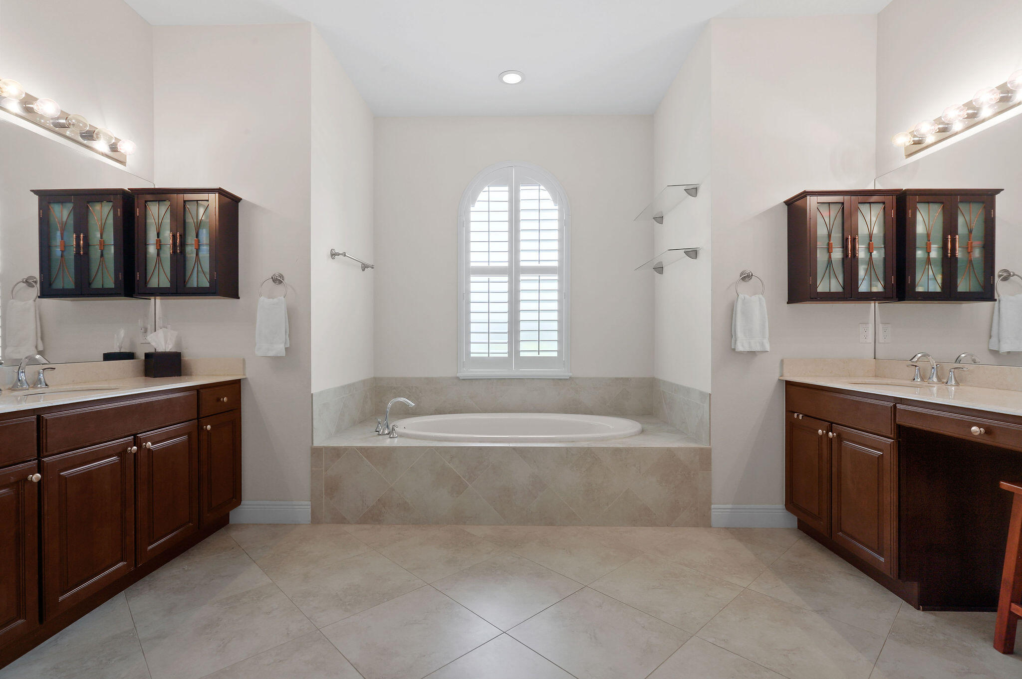 7668 Southeast Laque Circle Stuart, FL 34997 - Photo 24 of 64 Master Bath