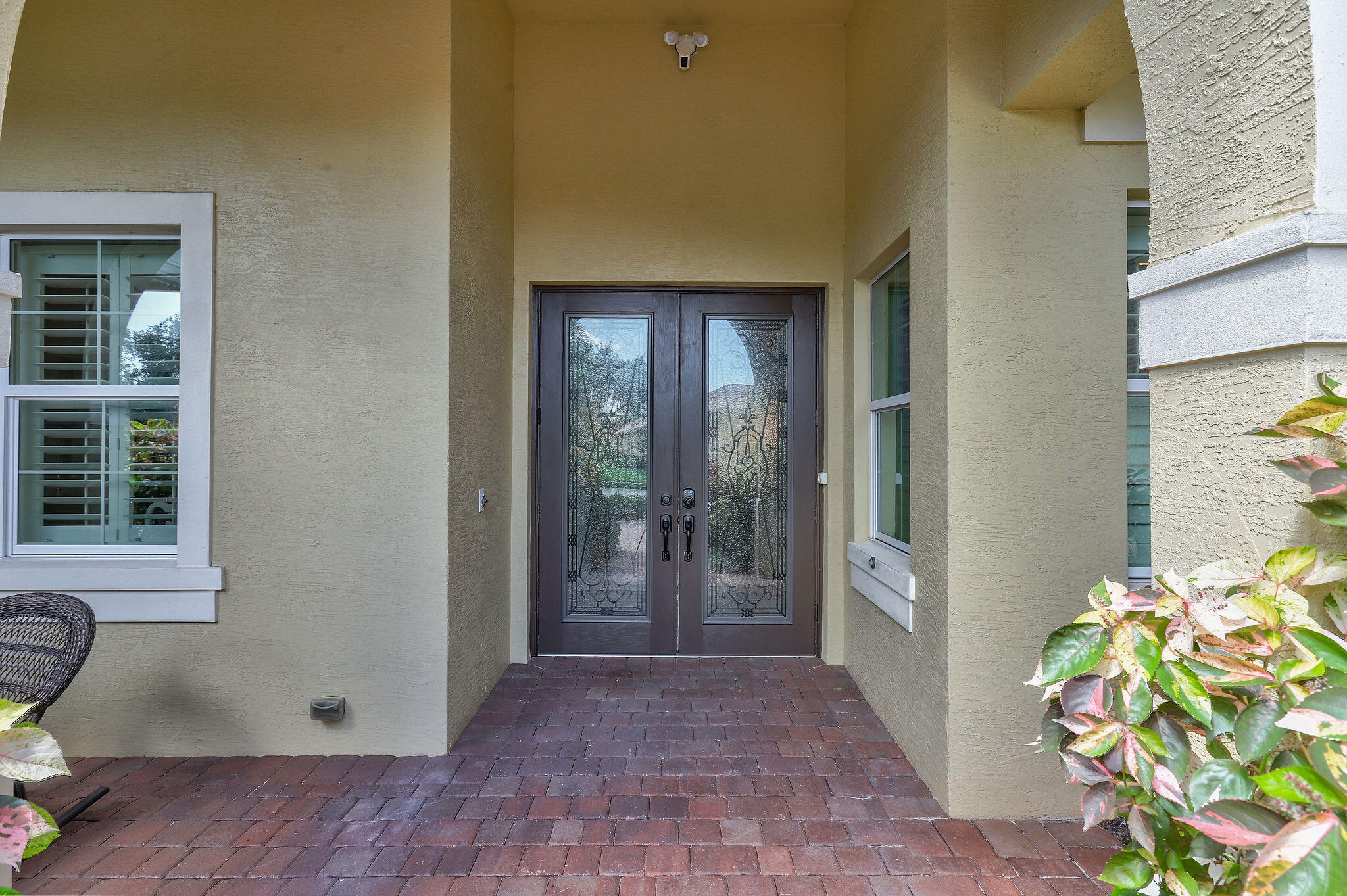 7668 Southeast Laque Circle Stuart, FL 34997 - Photo 4 of 64 Front Door