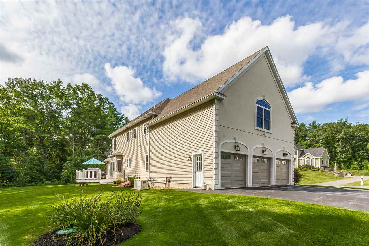 16 Mallard Road Windham, NH 03087 - Photo 35 of 40