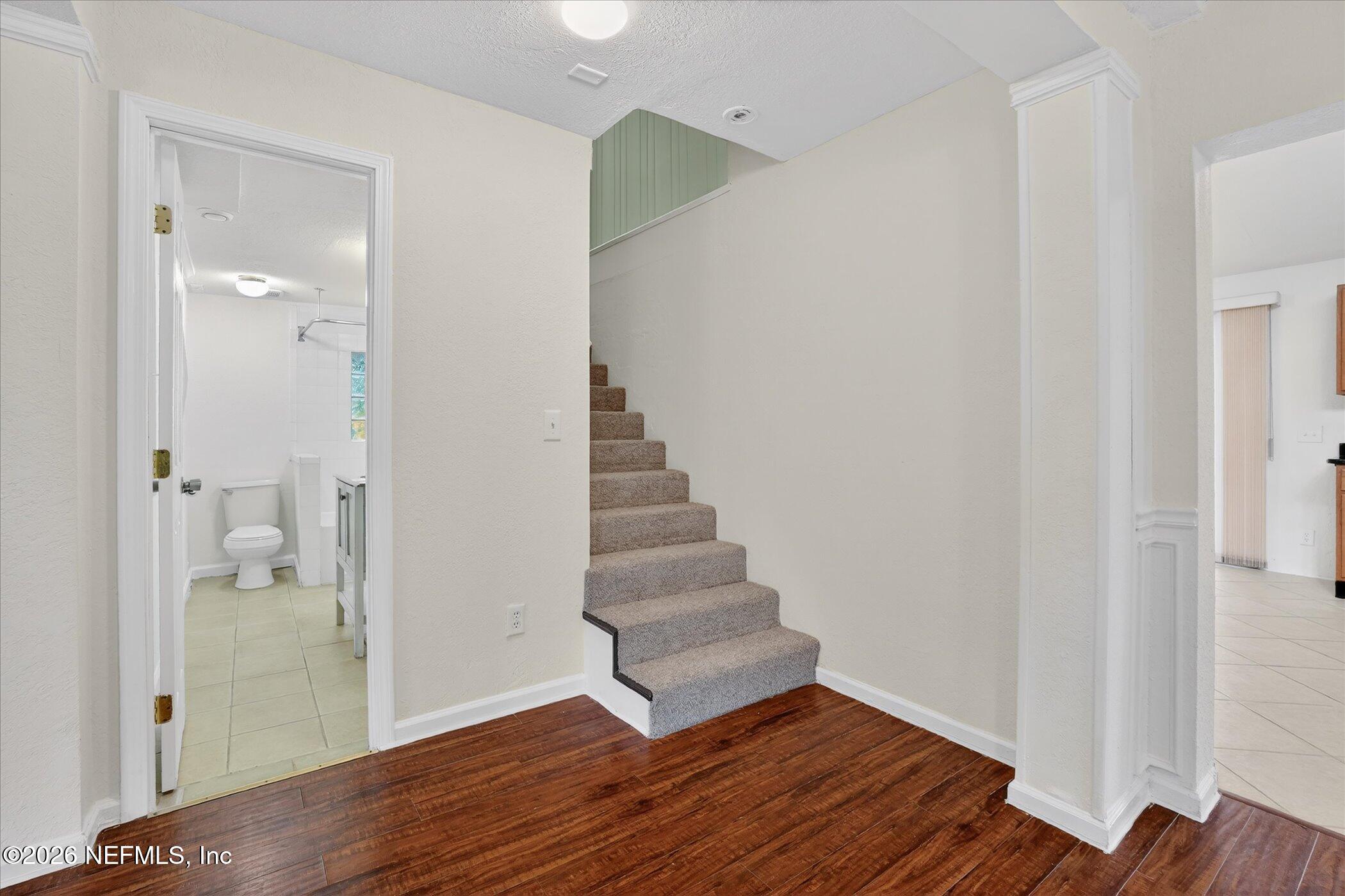 1217 Cook Street Jacksonville, FL 32205 - Photo 7 of 43 Stairs