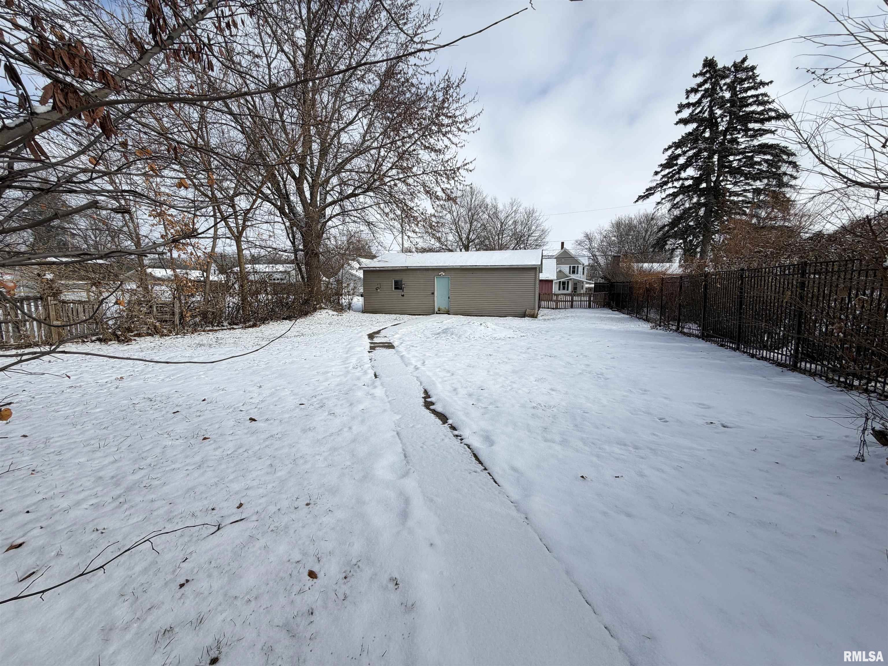 309 North 6th Street Wyoming, IL 61491 - Photo 16 of 19