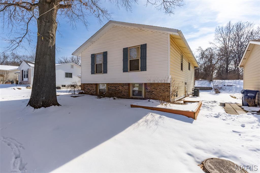 284 Brightfield Drive Ballwin, MO 63021 - Photo 4 of 60