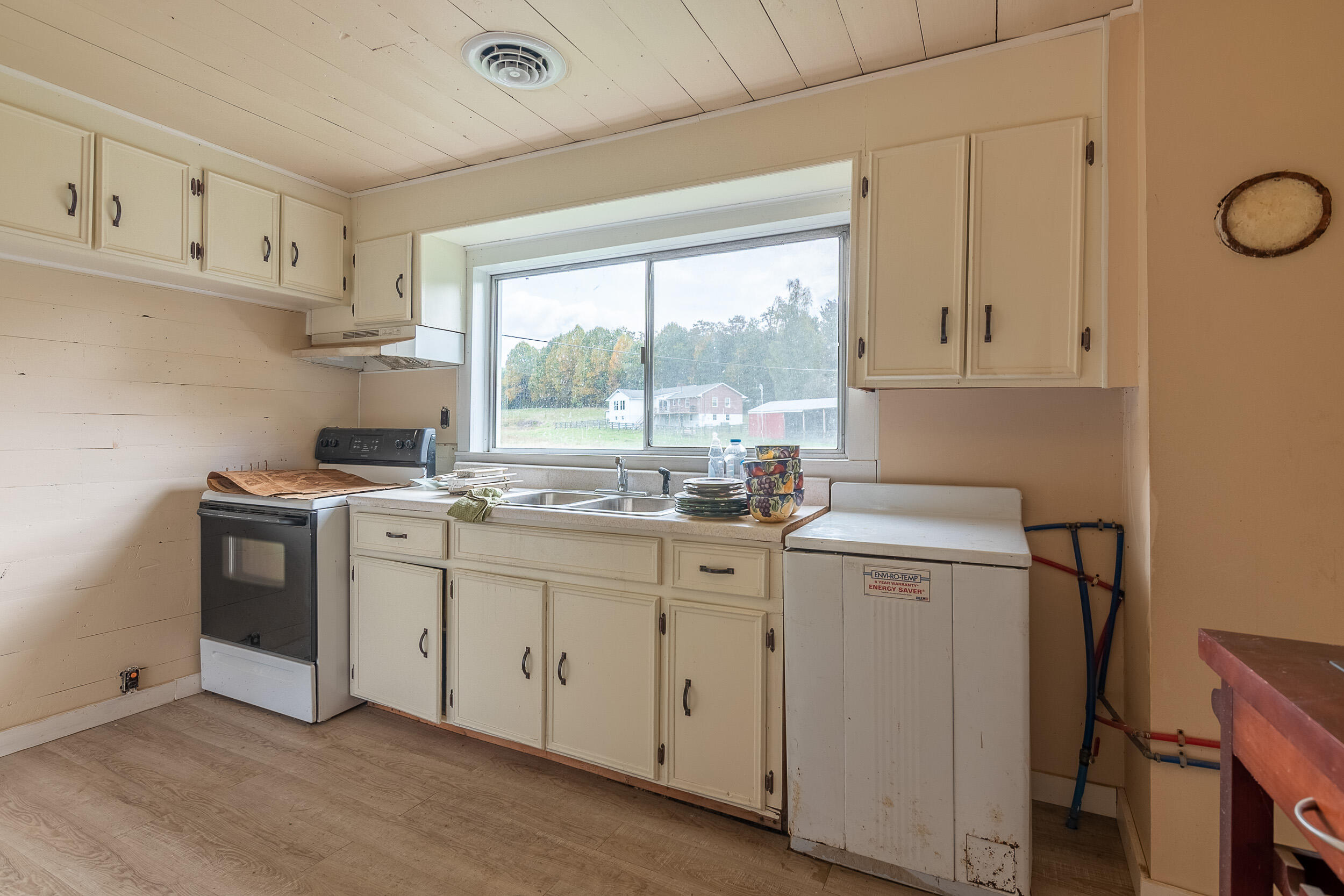 767 Kyle Weeks Road Southwest Willis, VA 24380 - Photo 40 of 86 Willis-49