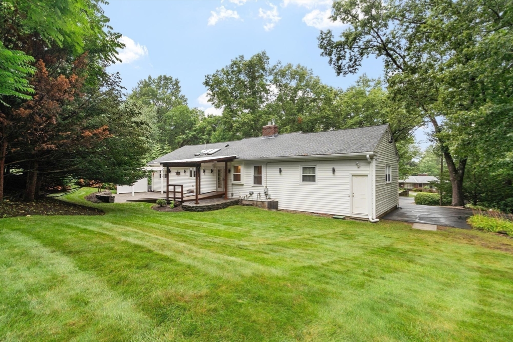 24 Robin Hill Road Chelmsford, MA 01824 - Photo 40 of 42 Gallery Image 40