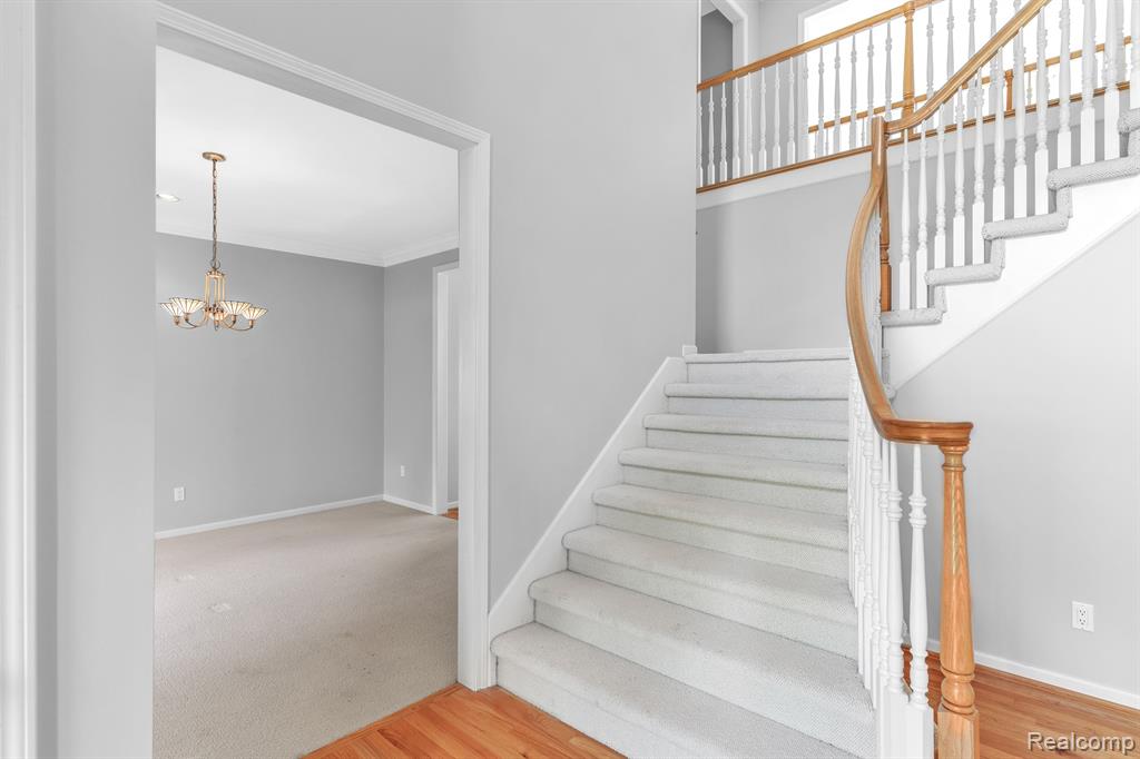 1691 Spring Creek Drive Rochester Hills, MI 48306 - Photo 8 of 78