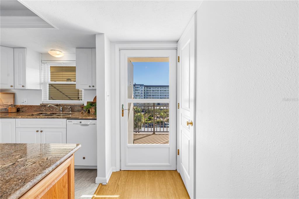 9 Haig Place, Unit 510 Dunedin, FL 34698 - Photo 4 of 33