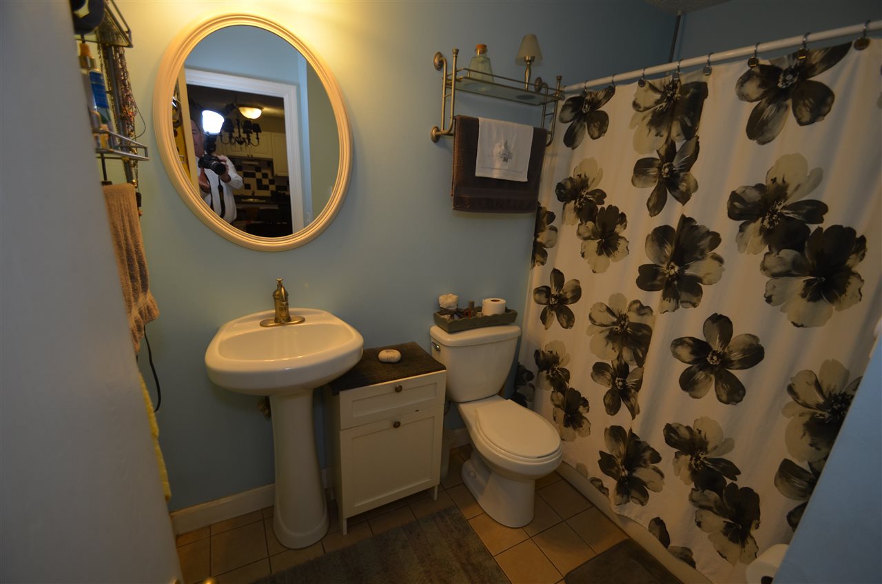 64 Dunbarton Road, Unit 3C Manchester, NH 03102 - Photo 3 of 10