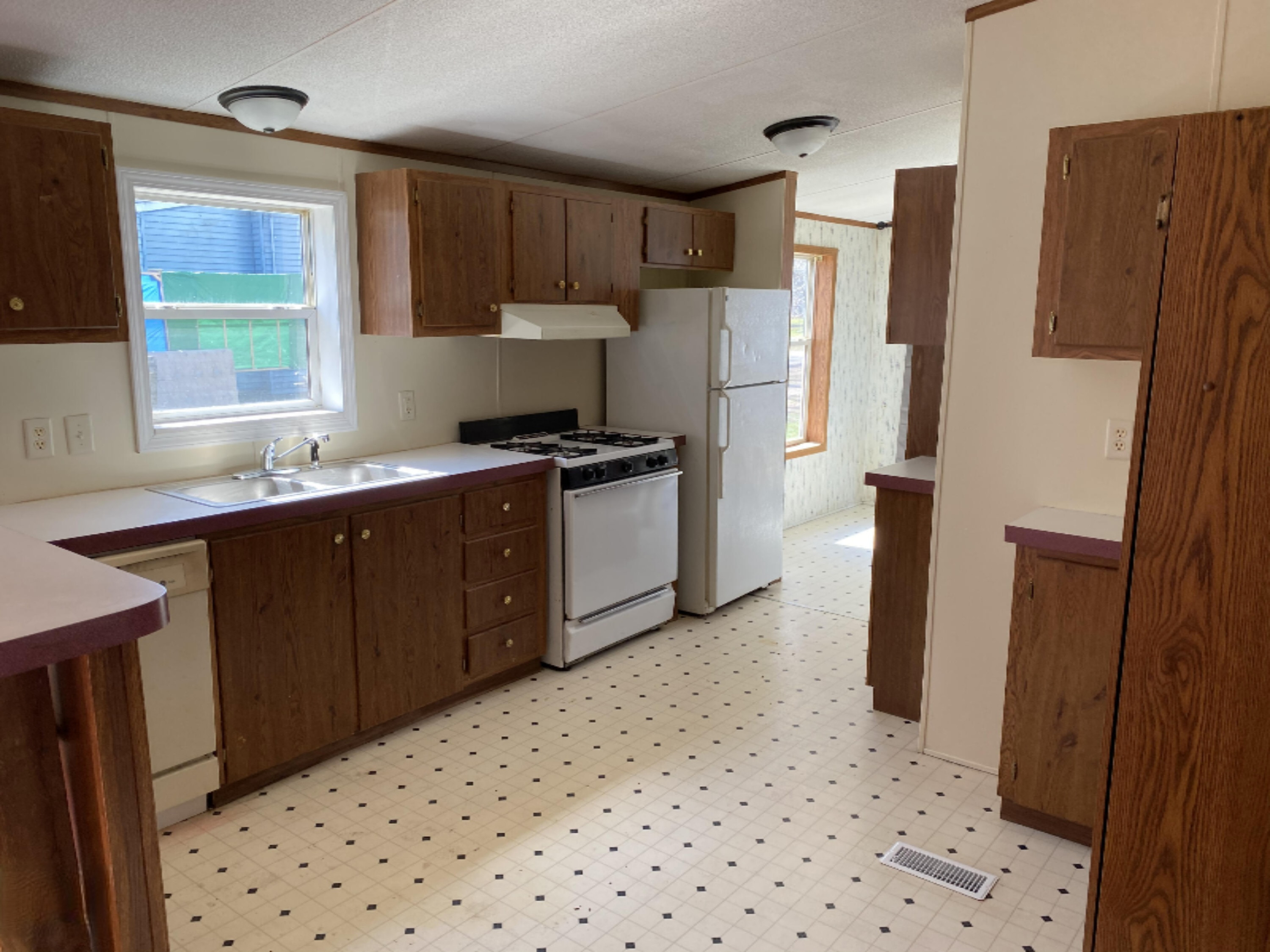 5761 Ainger Road Olivet, MI 49076 - Photo 6 of 19 IMG_1733