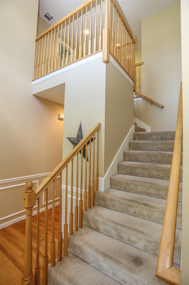 12 Tether Road Bedford, NH 03110 - Photo 14 of 40