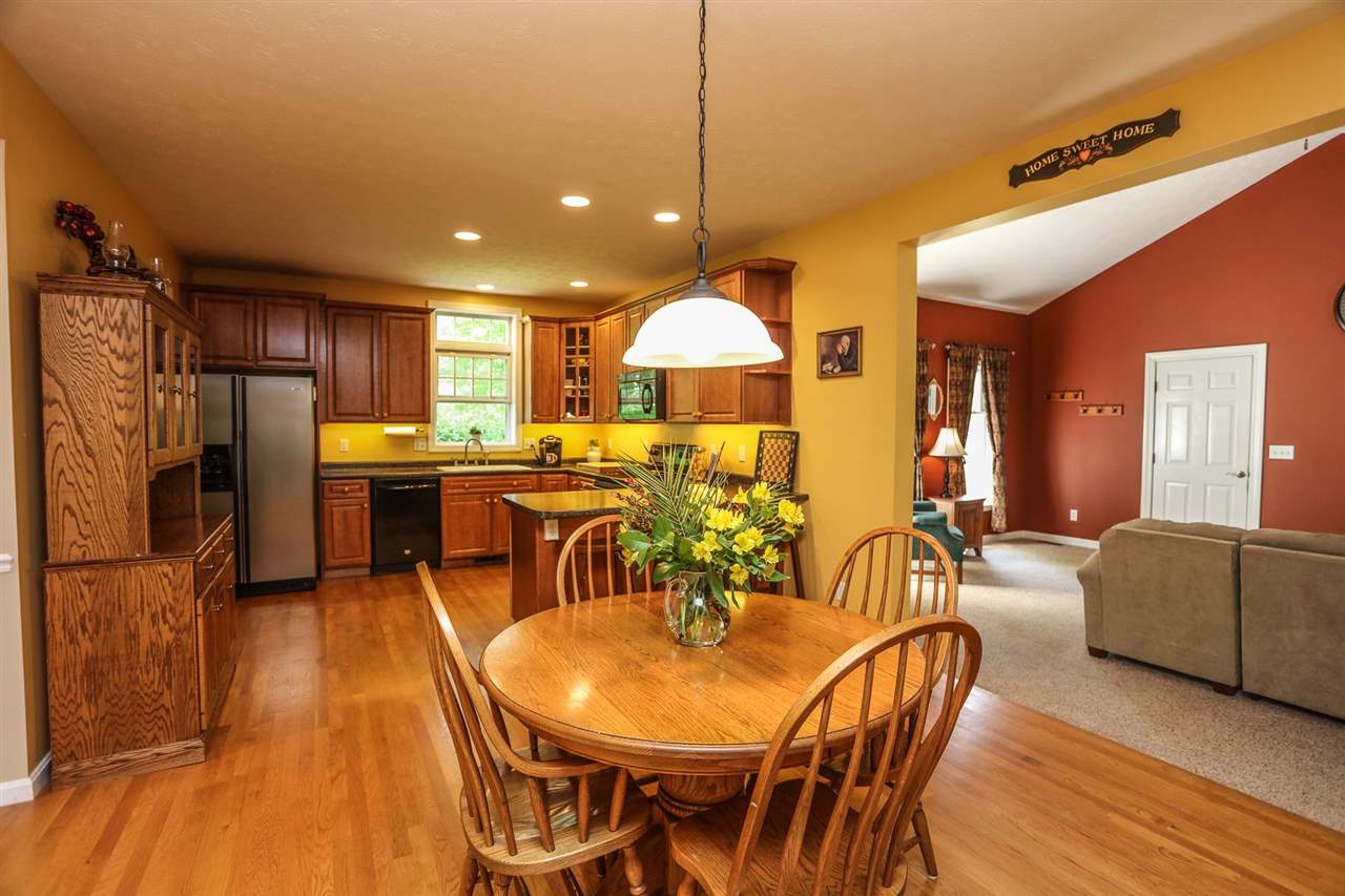 12 Tether Road Bedford, NH 03110 - Photo 20 of 40