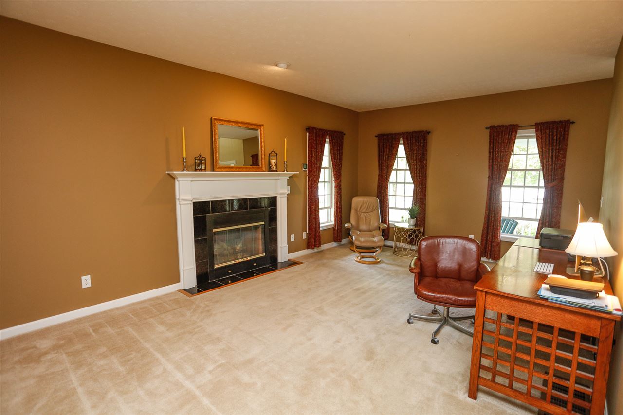 12 Tether Road Bedford, NH 03110 - Photo 28 of 40