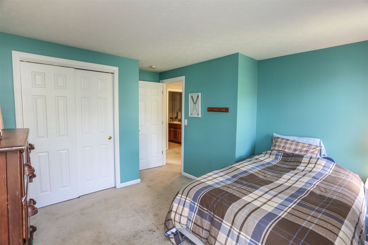 12 Tether Road Bedford, NH 03110 - Photo 35 of 40