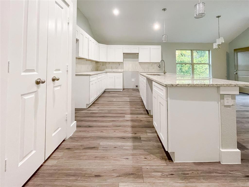 3318 Rutledge Street Dallas, TX 75215 - Photo 9 of 17 Gallery Image 9