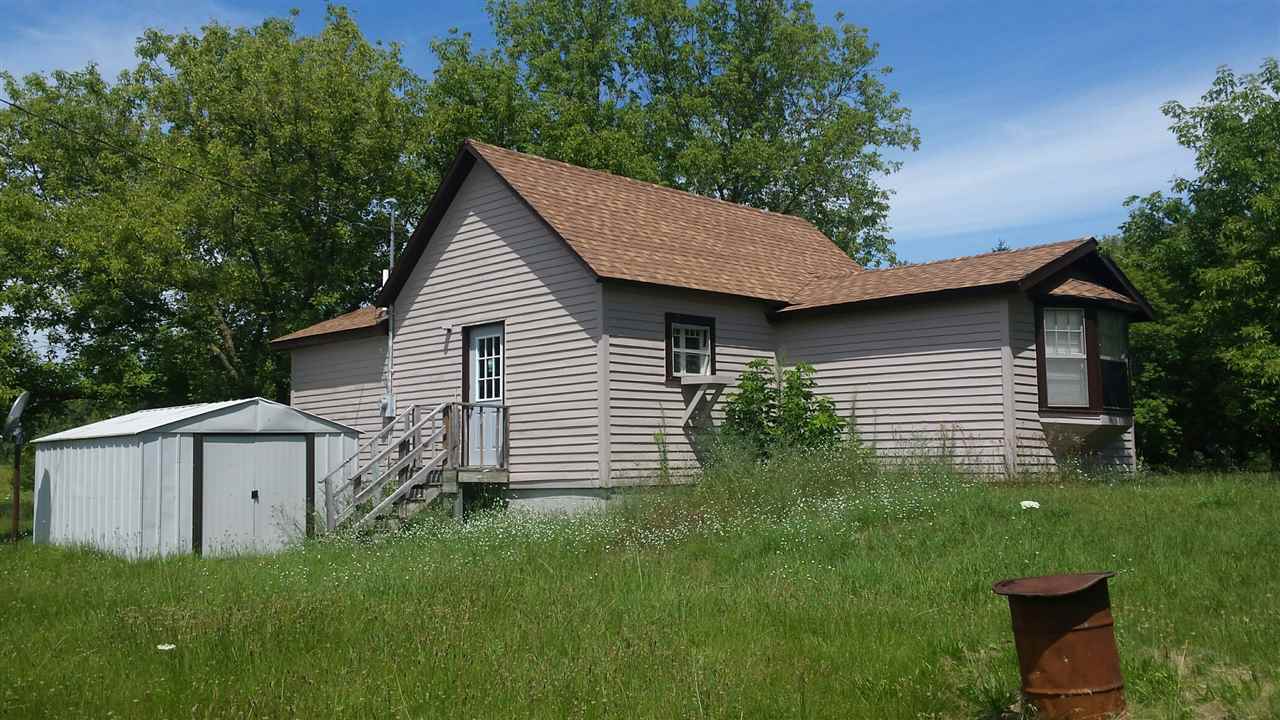 9571 South Crawford Road Shepherd, MI 48883 - Photo 5 of 18 1826117-4.JPG