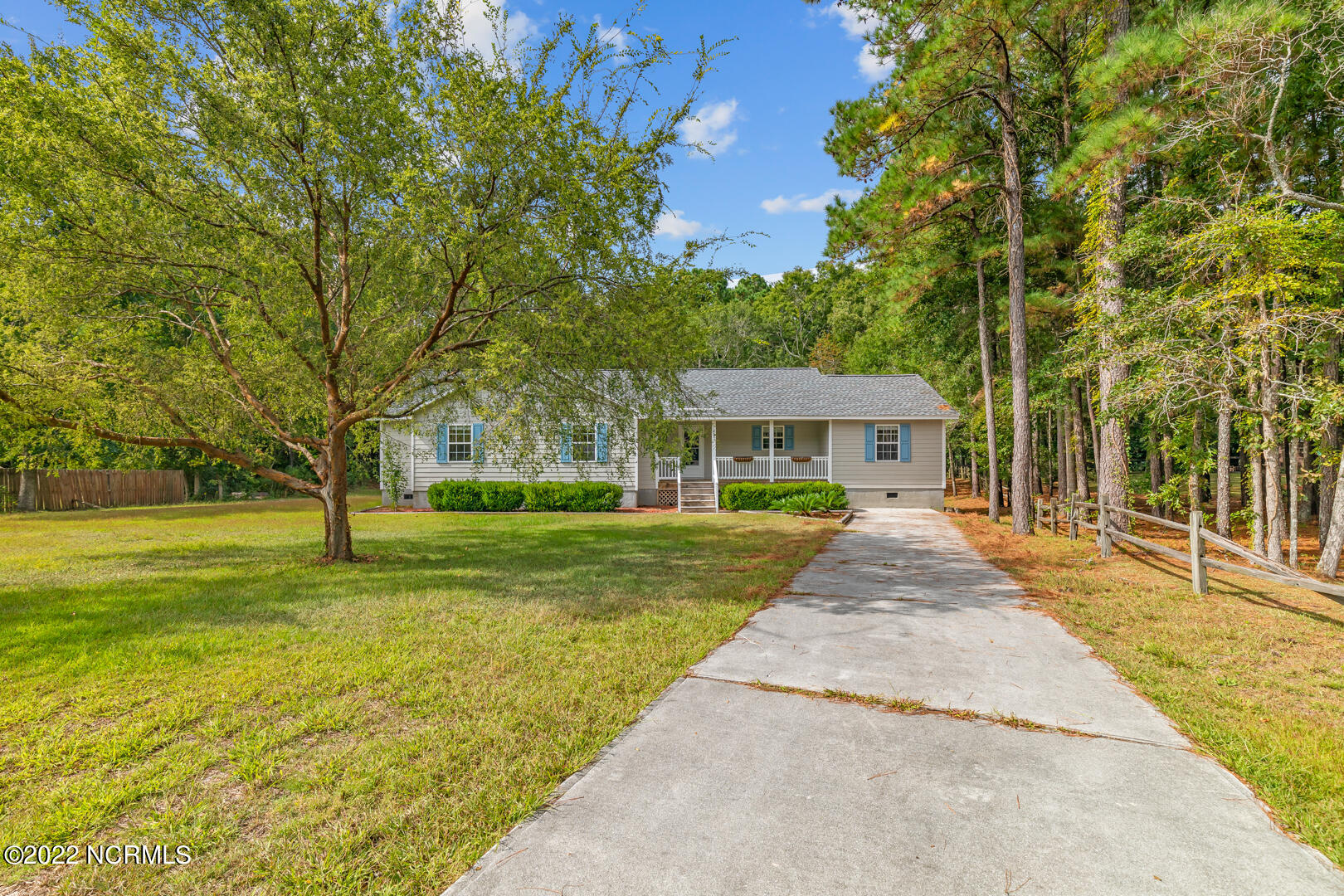 507 Maize Court Hubert, NC 28539 - Photo 1 of 44 Front