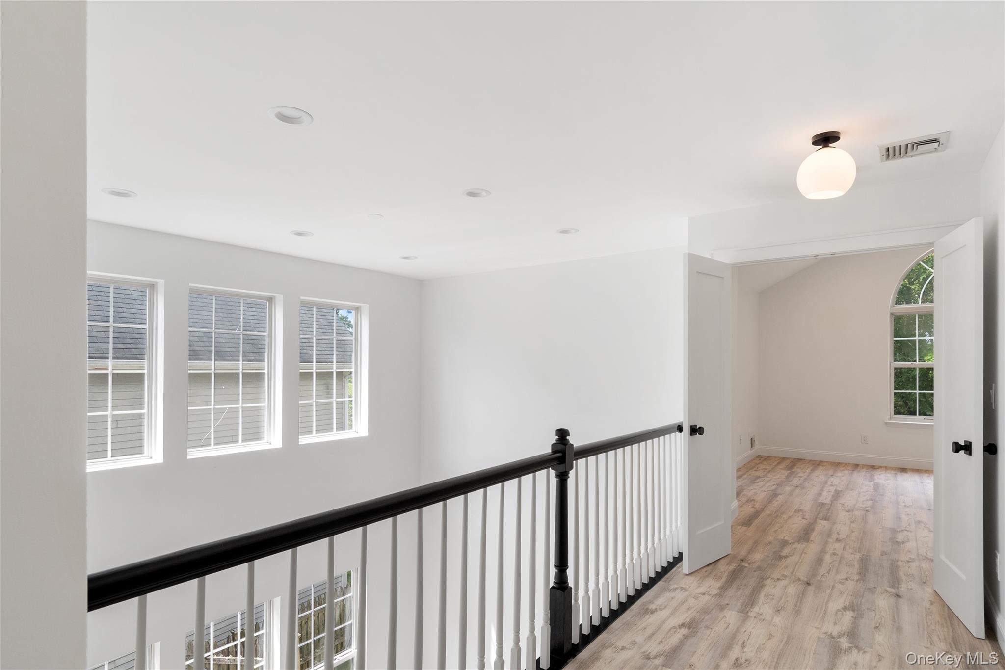 132 Benefield Boulevard Peekskill, NY 10566 - Photo 16 of 28