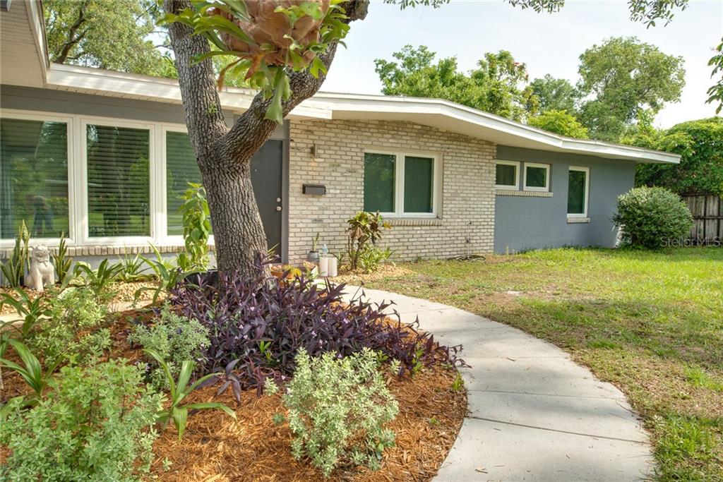 3015 Chelsea Street Orlando, FL 32803 - Photo 1 of 1 a view of a house with backyard