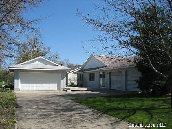 101 Cumberland Drive Rochester, IL 62563 - Photo 1 of 3 Gallery Image 1
