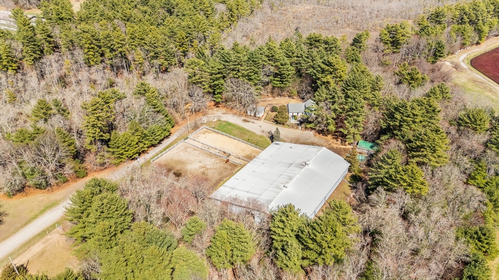 714 Snipatuit Road Rochester, MA 02770 - Photo 8 of 42