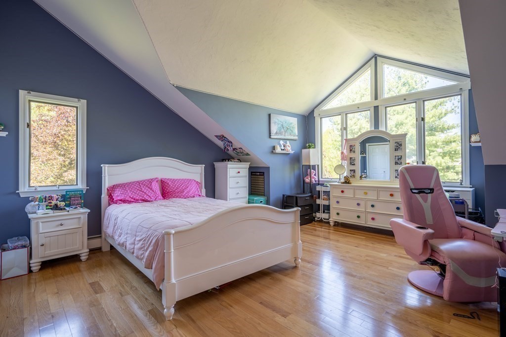 60 Oak Point Wrentham, MA 02093 - Photo 28 of 38