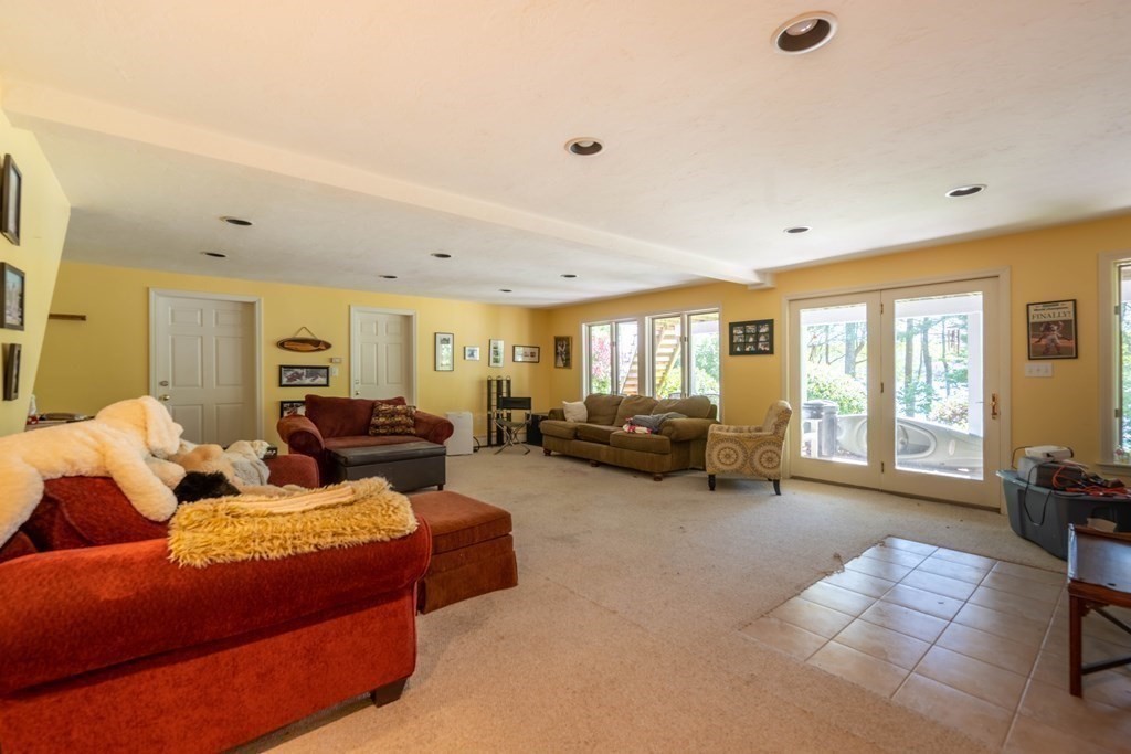 60 Oak Point Wrentham, MA 02093 - Photo 30 of 38