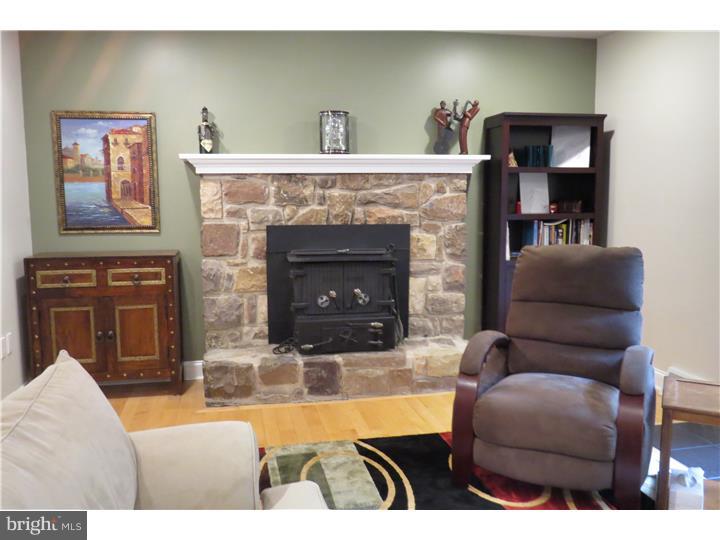 2964 Yorkshire Road Doylestown, PA 18902 - Photo 9 of 25