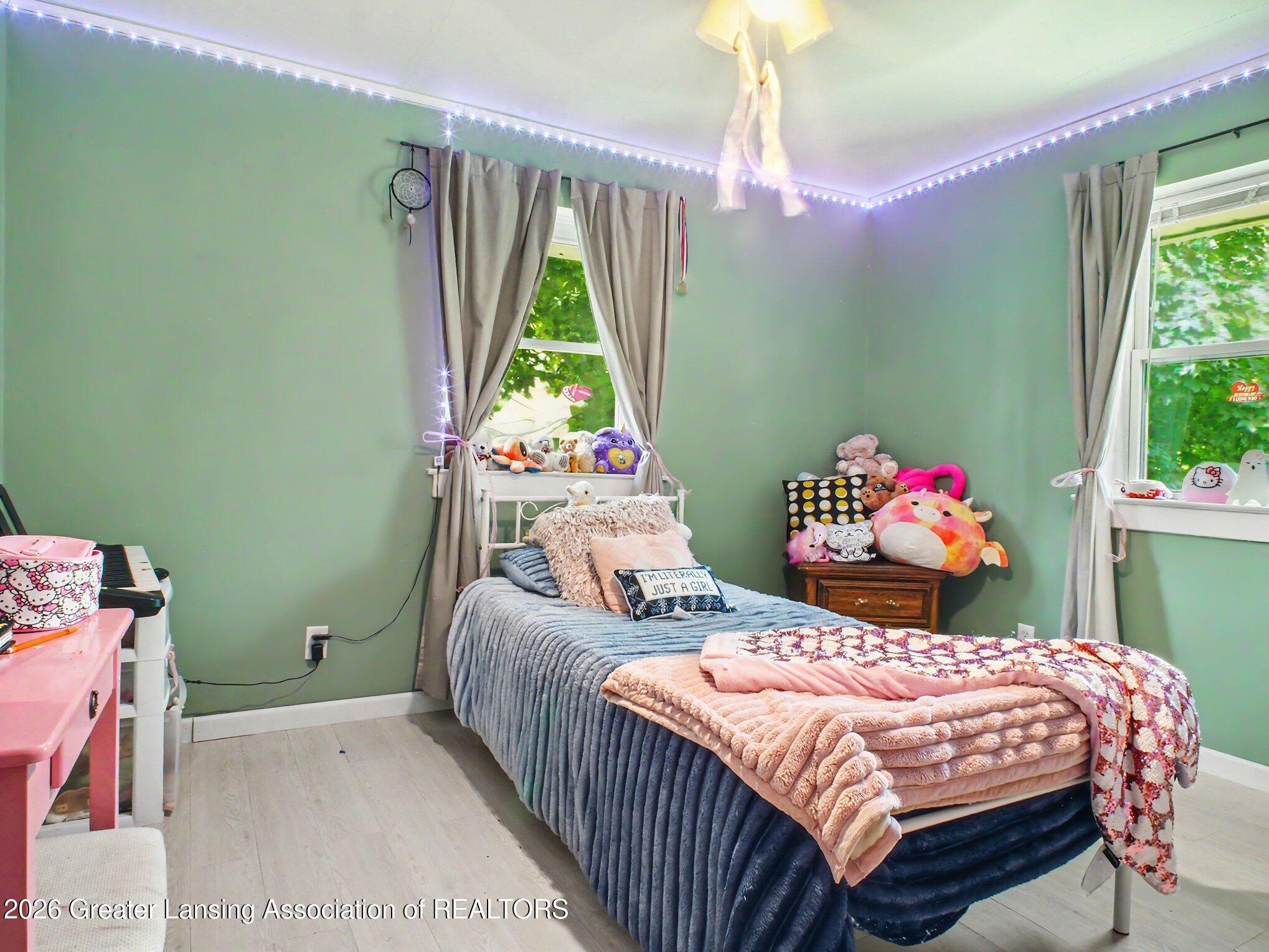 805 Dryer Farm Road Lansing, MI 48917 - Photo 21 of 37