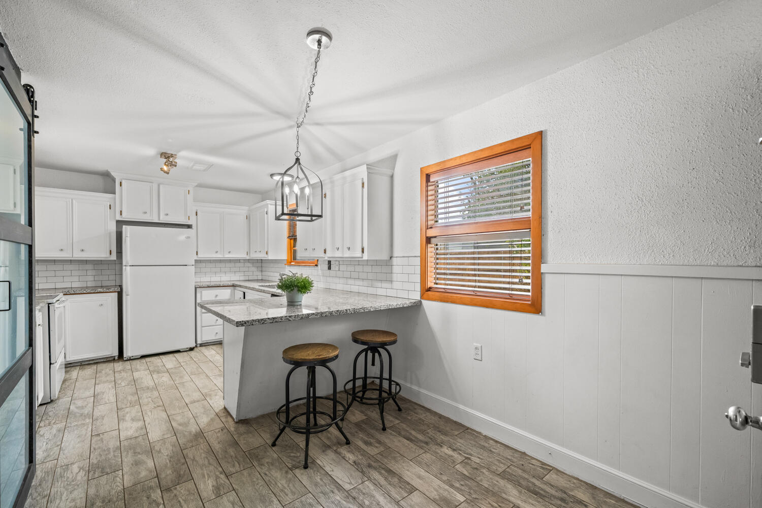 2706 38th Street Lubbock, TX 79413 - Photo 9 of 36 2706 38th St-13