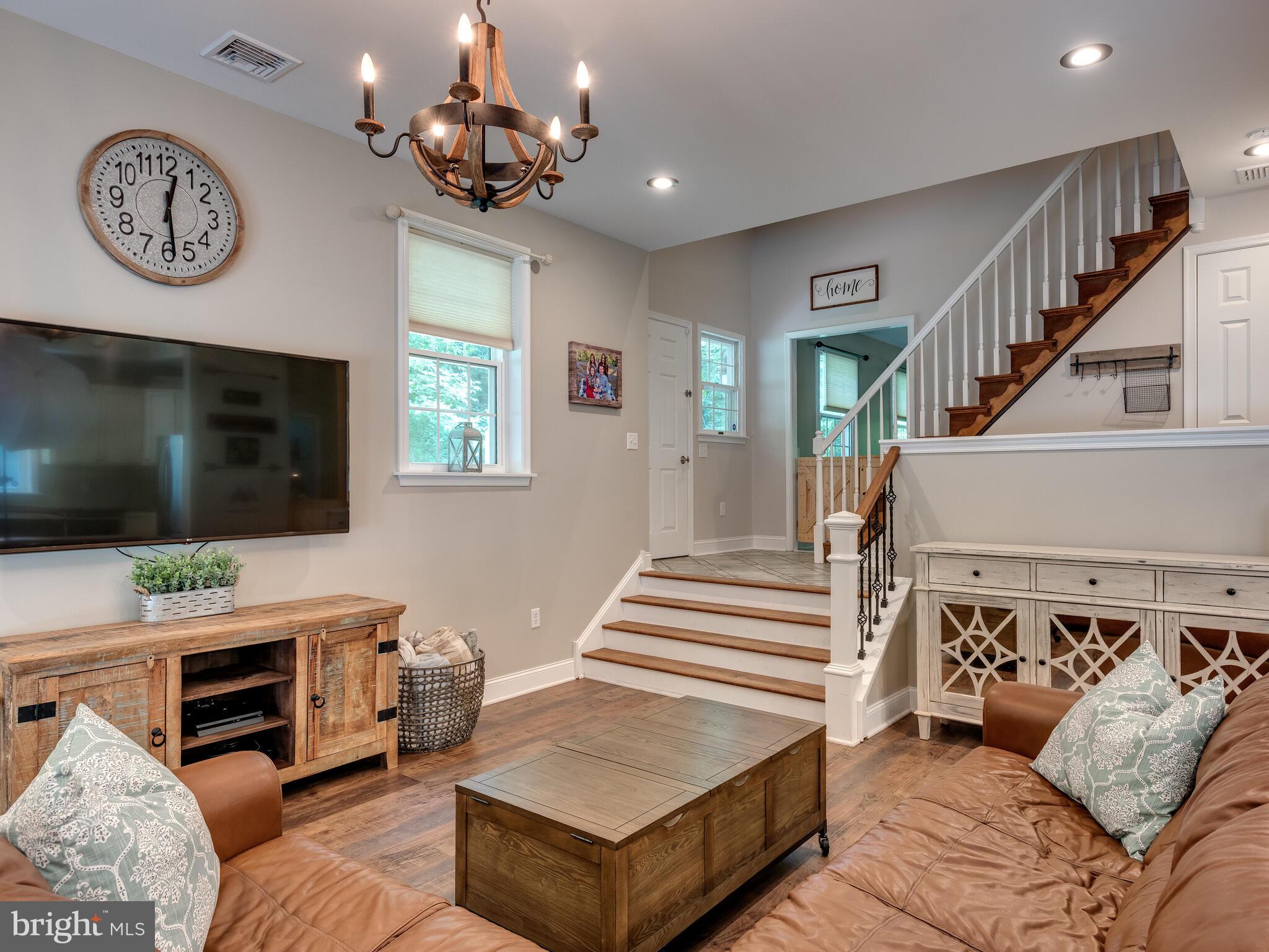 1180 Hopewell Road Downingtown, PA 19335 - Photo 4 of 27 Gallery Image 4