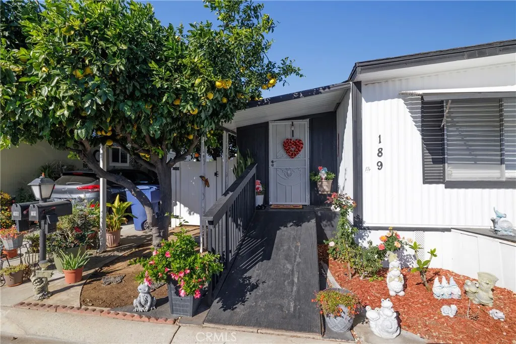 3700 Buchanan Street, Unit 189 Riverside, CA 92503 - Photo 3 of 23 Gallery Image 3