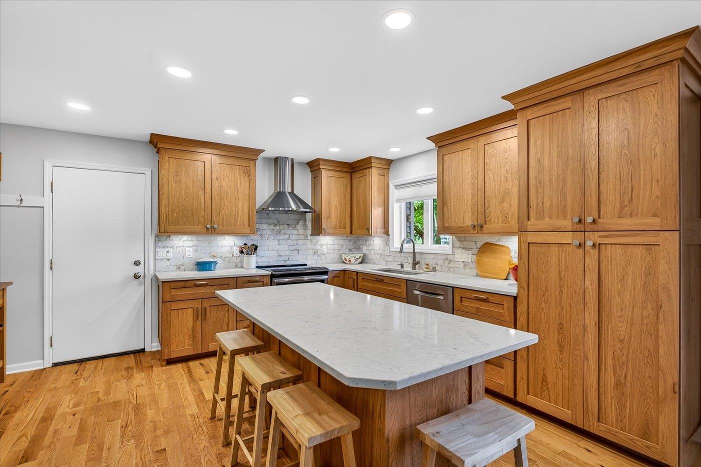 7301 Sawmill Road Madison, WI 53717 - Photo 20 of 54
