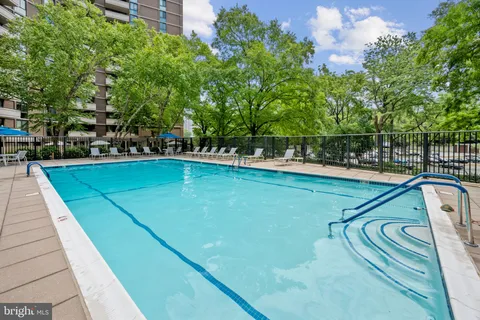 $310,000 | 4620 North Park Avenue, Unit 611E, Chevy Chase, MD 20815