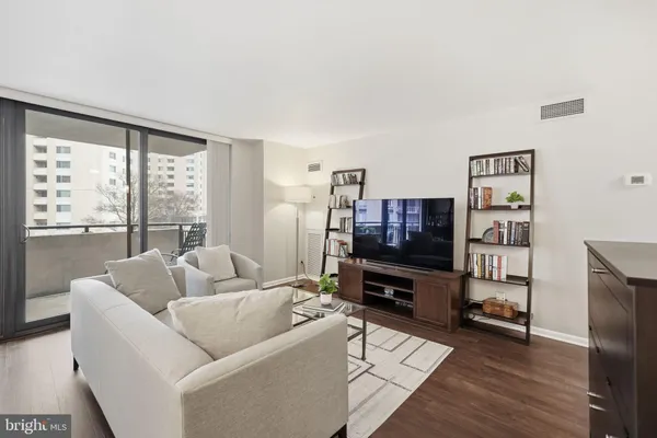 $310,000 | 4620 North Park Avenue, Unit 611E, Chevy Chase, MD 20815