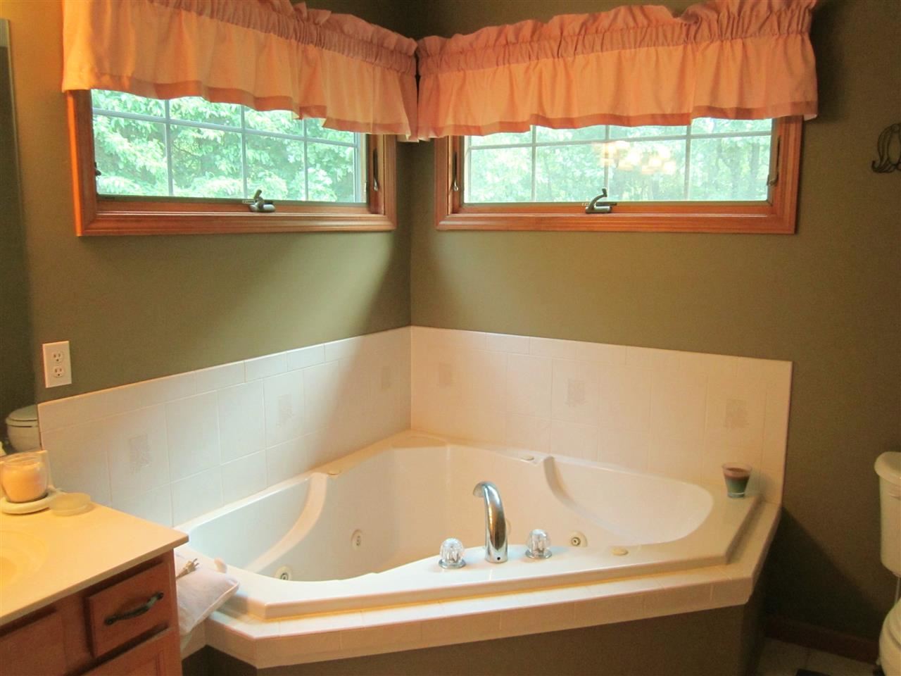 30289 Priem Road Elkhart, IN 46514 - Photo 17 of 25 Gallery Image 17